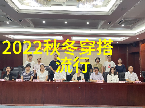 2023年最新短发女生时尚造型图集