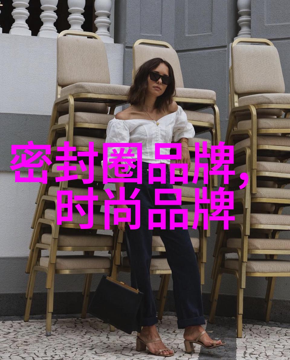 时尚潮流 2022年最流行女装衣服款式轻盈优雅的春夏新色调