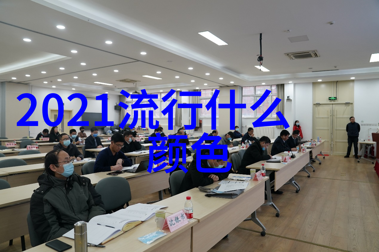 夏季必备技能如何快速学会给自己编头发