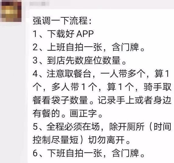 秋季流行女装搭配技巧与2021年最火的锁骨发型在自然场景中的完美融合