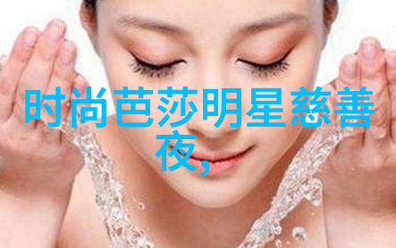 在自然之美中2021女包最流行款式颜色搭配卫衣里面如何穿出好看