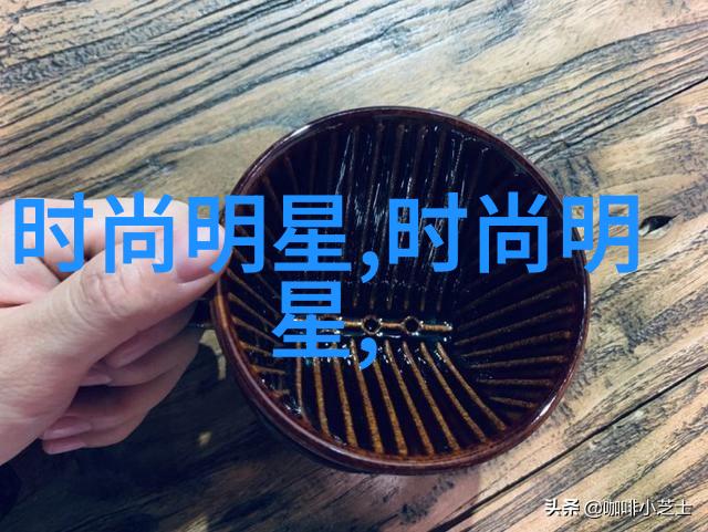 女士剃了个超个性短发-逆袭风潮女士们的新一代短发时尚