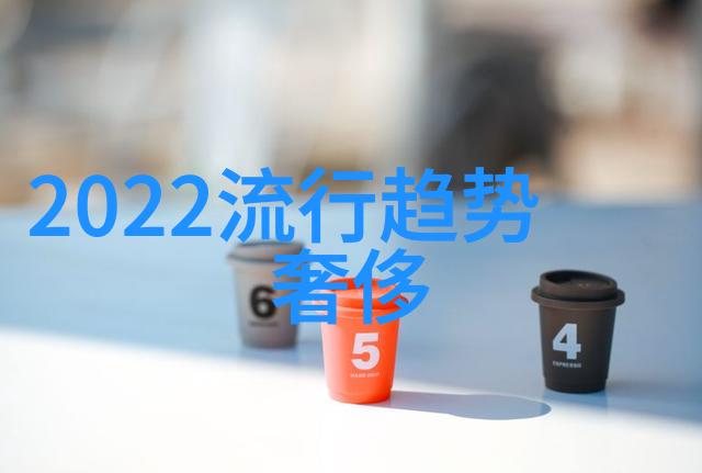 超短发女2023最火的秘密