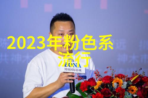 劳斯莱斯银刺驾驶奥迪A9 e-tron四驱豪华新能源电动轿车体验极致驾驶乐趣