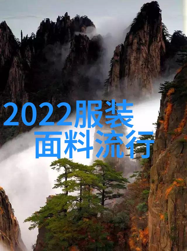 探秘今年服装流行色系从温柔甜品色调到活力果蔬绿时尚界的色彩大爆发