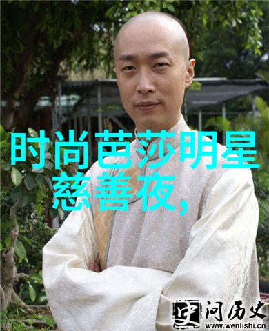 小清新风格白色或浅蓝色短袖半身裙搭配建议