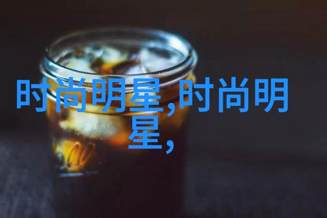 多变的紫罗兰蓝如何将这款颜色融入你的秋季衣橱中